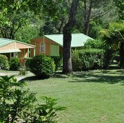 © Aire de service/accueil camping-car au camping "Iserand Calme et Nature" - <em>camping Iserand</em>