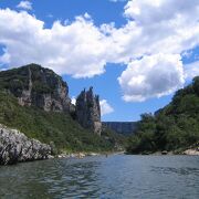 © Pont campsite - <em>YASMINE LOUCHARD</em>