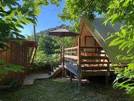 Camping La Châtaigneraie - Cabane toilée sur pilotis