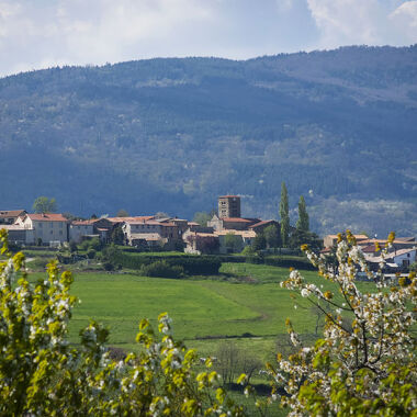 Car trip focusing on the heritage of Ardèche Grand Air