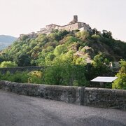 © Motorbike trail to Jean Ferrat country - <em>Pervenches</em>
