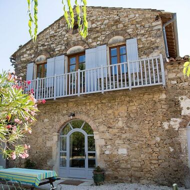 © Domaine du Pont d'Ardèche : Gîte d'étape - <em>Domaine du Pont d'Ardèche</em>