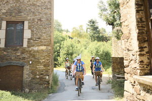 Wine and History cycling tour with Wine and Ride