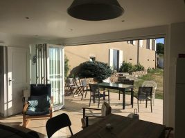 La Colonie des demoiselles - The Chardonnay Cottage