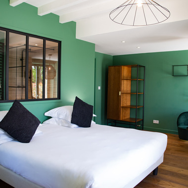 © Hôtel-Restaurant Manoir le Roure - <em>Manoir le Roure</em>