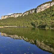 © ViaRhônaby bicycle - Step 08 - La Balme-les-Grottes > Jons - <em>Didier Jungers</em>
