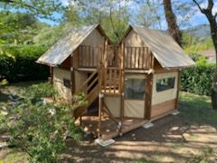 © Cabin Tent - 3-star Castanhada campsite - <em>camping castanhada</em>
