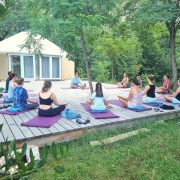 © Village Nature Zen - Camping la Turelure_Uzer - <em>©Village Nature Zen - Camping La Turelure</em>