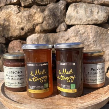 © Auberge de Planzolles - Epicerie - <em>Agathe DEFFREIX </em>