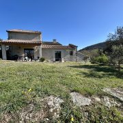 © Mas de Veyras - les châtaigniers - <em>Mas de Veyras - Les Châtaigniers</em>