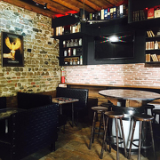 © 9 Bar Pub Resto' - <em>le 9 bar pub resto</em>