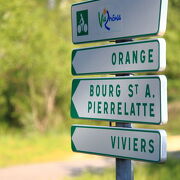 © ViaRhôna signage - <em>Beegoo - Auvergne-Rhône-Alpes Tourisme</em>