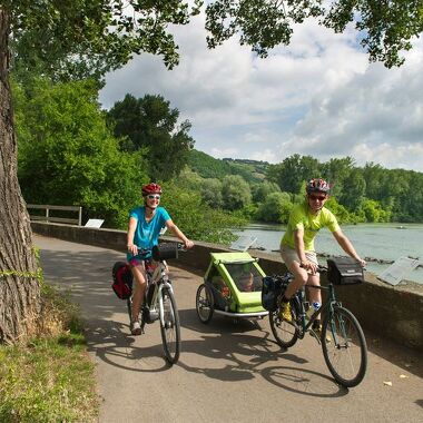 © ViaRhôna road cycling - 11th stage - St-Romain-en-Gal / Vienne > Sablons - <em>Christian Martelet / Auvergne-Rhône-Alpes Tourisme</em>