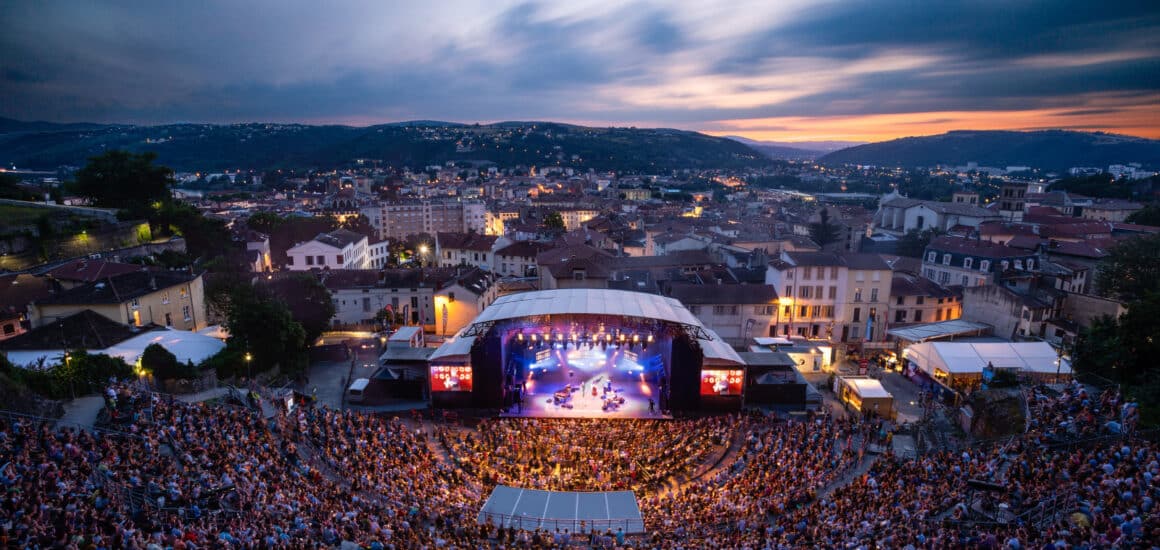 Théâtre antique de nuit pendant Jazz à Vienne